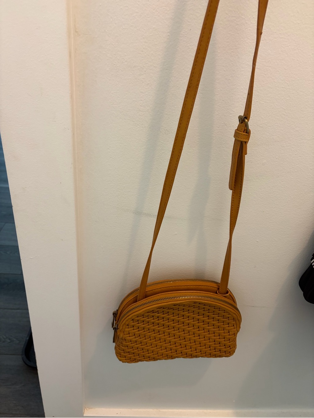 Anthropologie like new crossbody boho bag